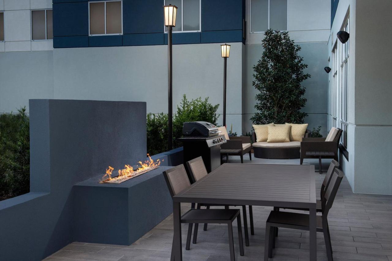 Residence Inn By Marriott Jacksonville Downtown Exterior photo